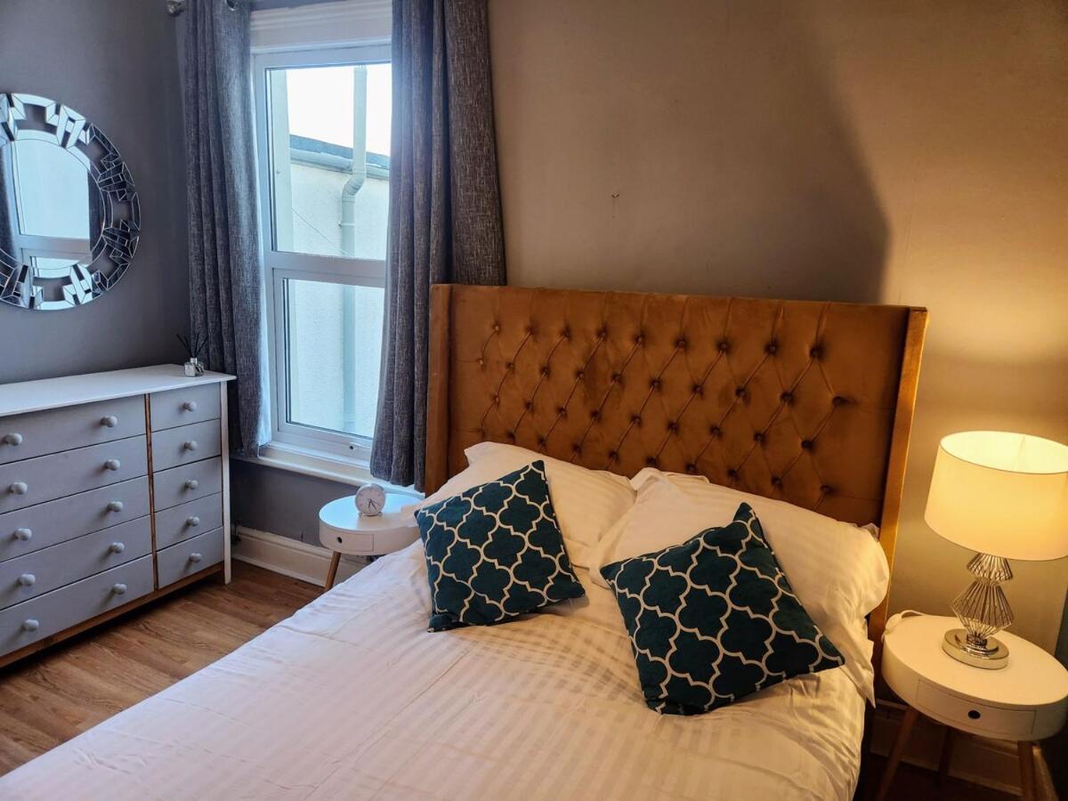 Ferienhaus I'm A 3 Bed & A Great Location-walk To Everything *